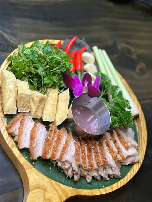 Food at Drink Đi